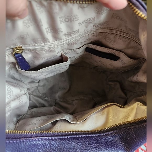Michael Kors purse - Picture 9 of 10